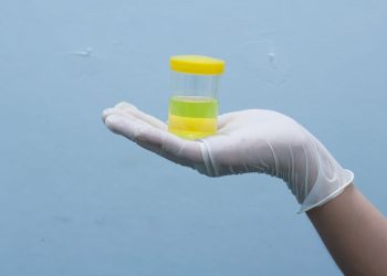Μια απλή εξέταση ούρων ίσως αλλάξει το μέλλον της ψυχιατρικής διάγνωσης