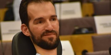 Στην Πράγα για τις σπάνιες παθήσεις και τον άνθρωπο πίσω από τη διάγνωση