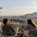 Μεγαλώνοντας μέσα στις κρίσεις: Τι χρειάζεται η νέα γενιά για να ζει καλύτερα